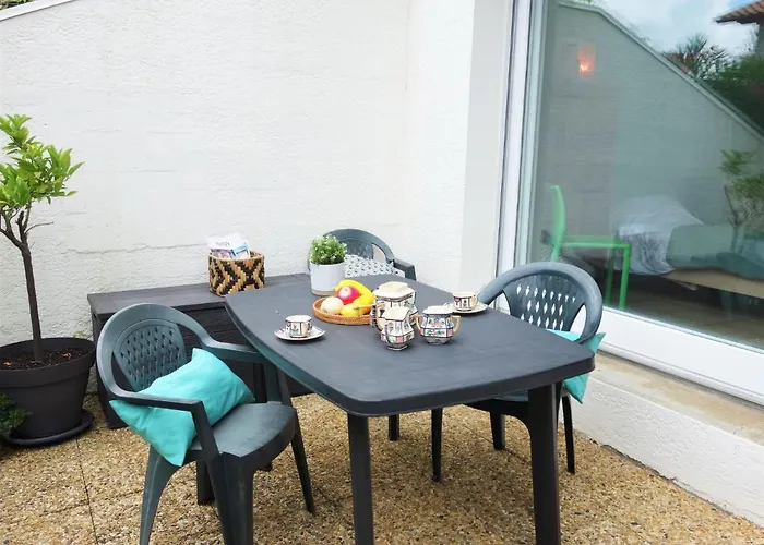 Le Fronton-1 By Interhome Appartement